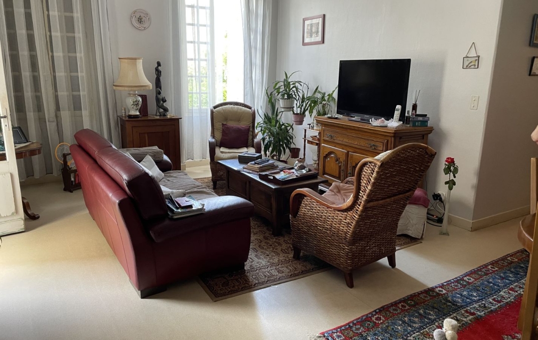 Annonces LOT ET GARONNE : Immeuble | AIGUILLON (47190) | 261 m2 | 214 000 € 