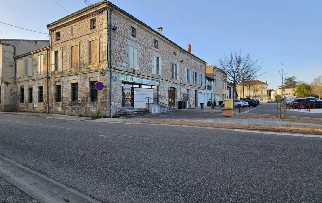 Annonces LOT ET GARONNE : New program | CLAIRAC (47320) | 334 m2 | 251 000 € 