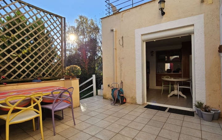 Maison de ville   CLAIRAC  91 m2 87 000 € 